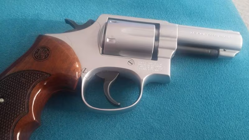emekli polisten smith wesson meraklısına