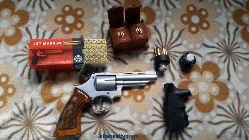 LLAMA Comanche3 357Mag