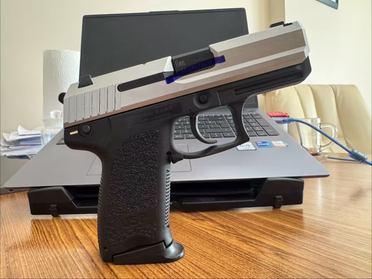 HK USP COMPACT