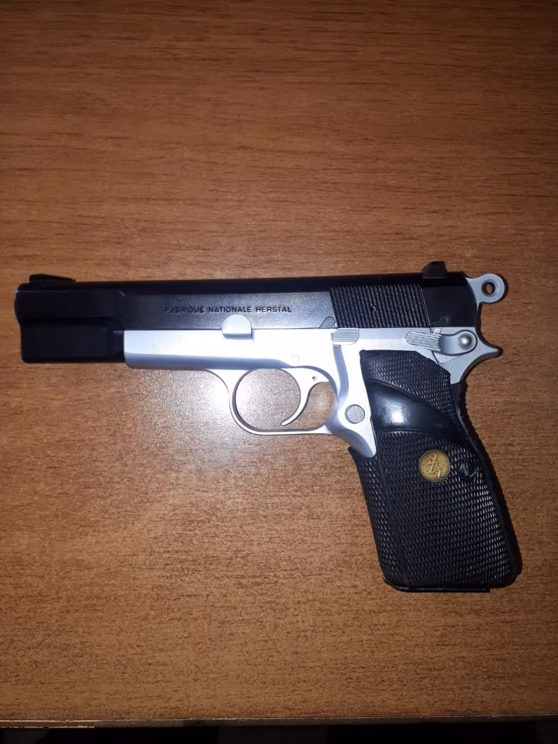 Polis Memurundan Glock 19 Gen4 ile Belçika Browning Pratikal sport