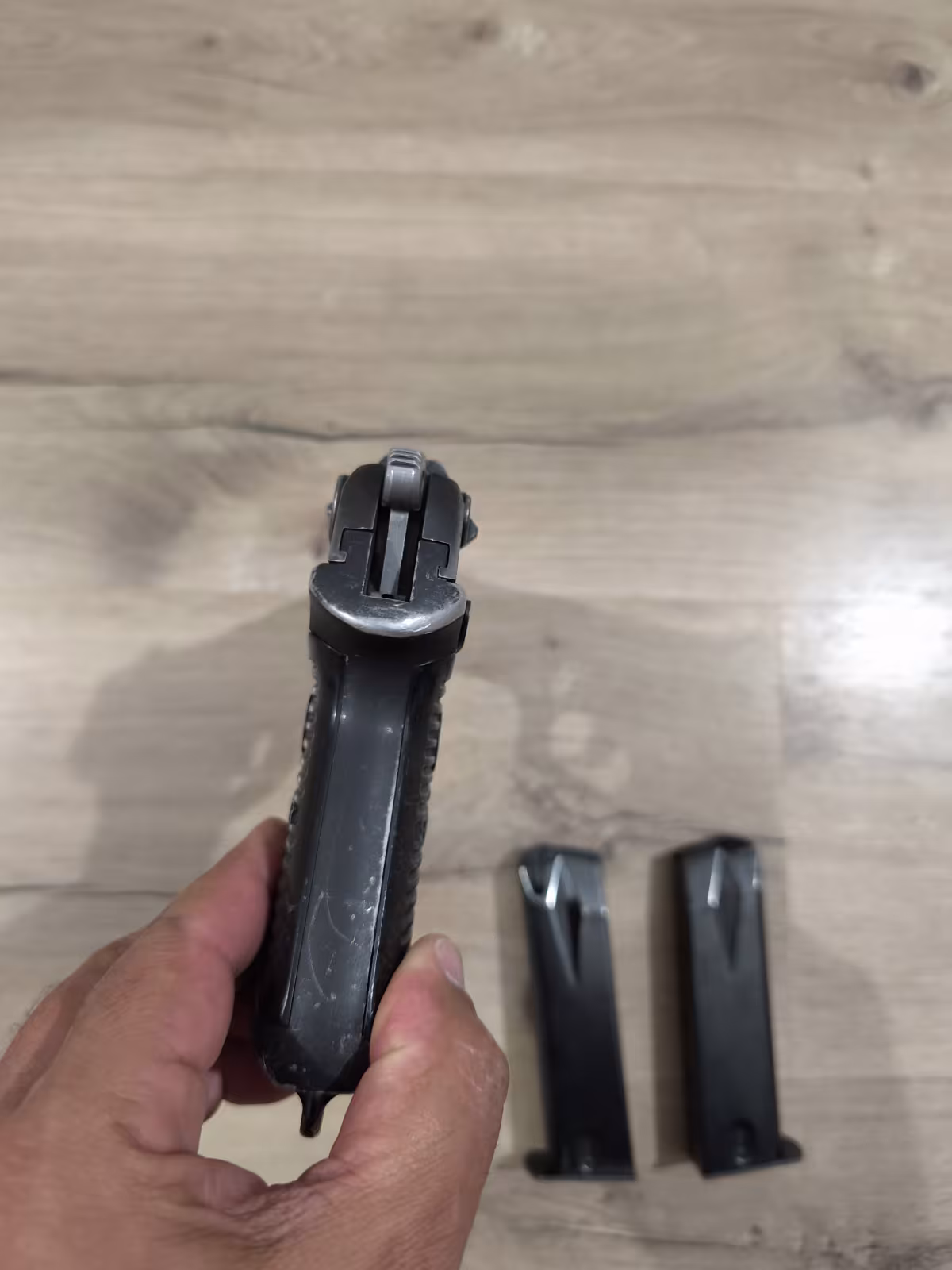 Emekli polis den ruger