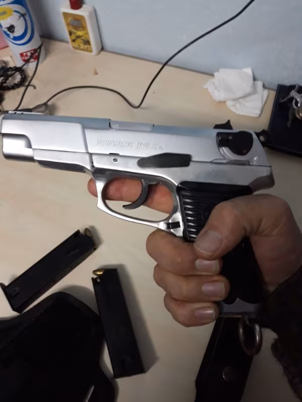 RUGER P85