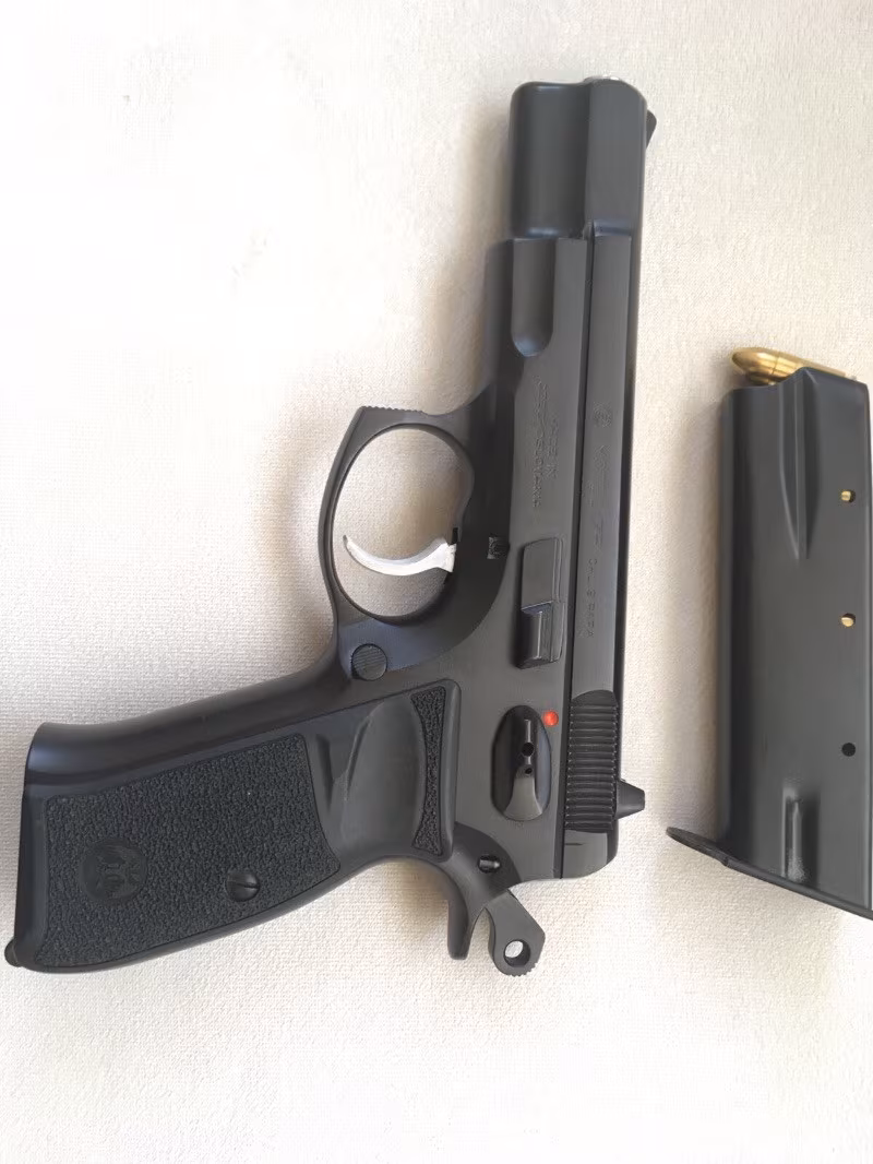 Orjinal Sıfır ayarında cz 75 A