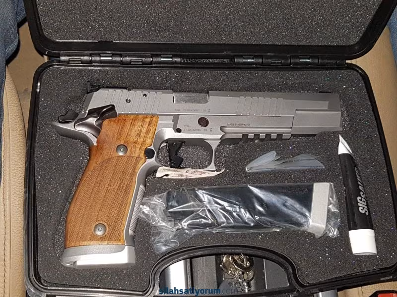 Sig Sauer P226 Xsix Classic