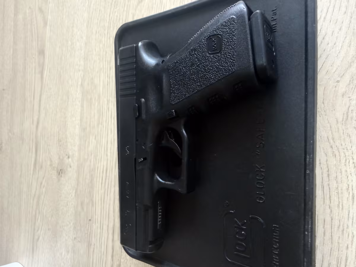 Glock 19
