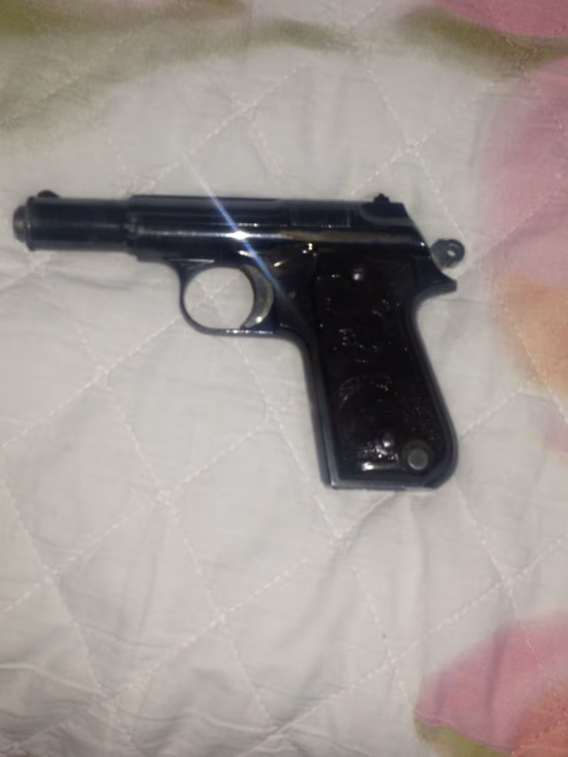 DERİ TAŞIMA KILIFLI,YEDEK ŞARJÖRÜ 150 ADET MERMİ