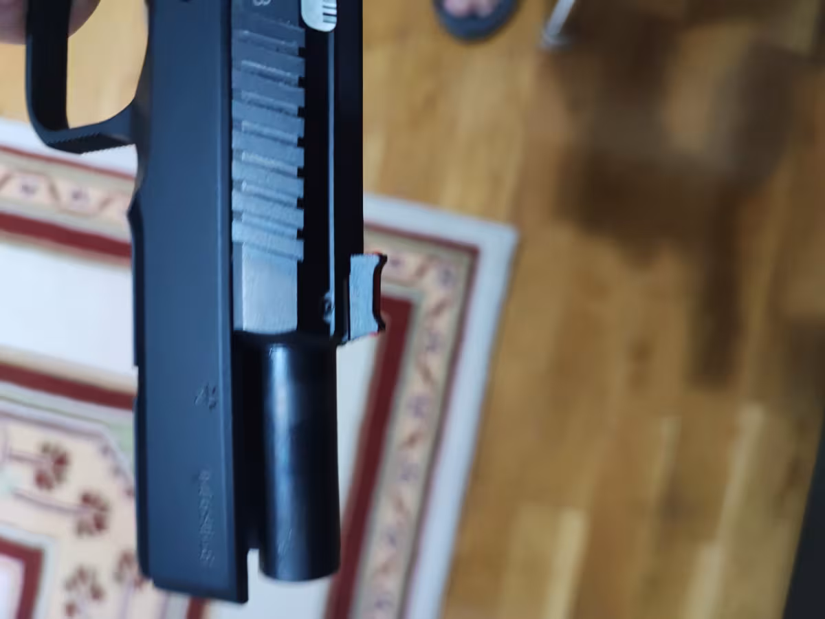 Kamu Görevlisinden CZ shadow2