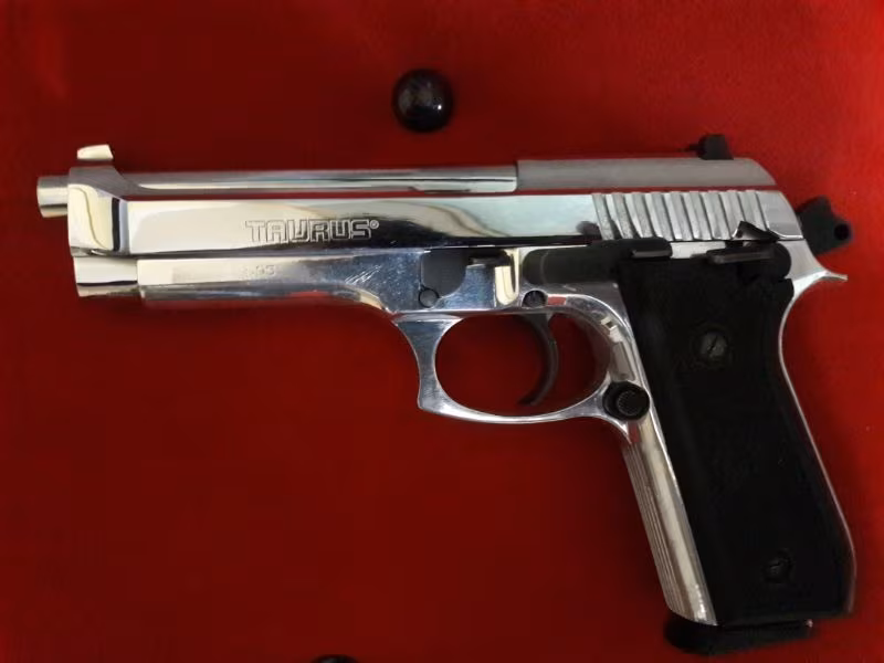 Taurus 92 çok temiz garantili