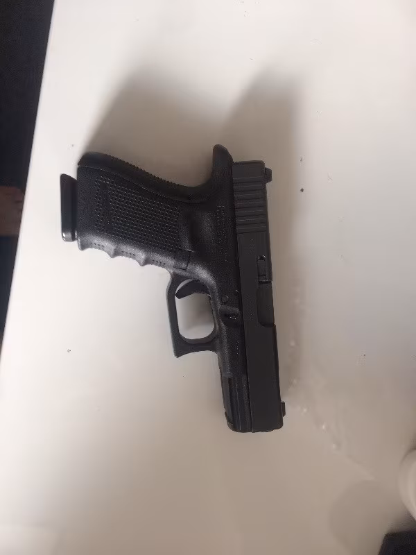 KAMU GÖREVLİSİNDEN TEMİZ GLOCK
