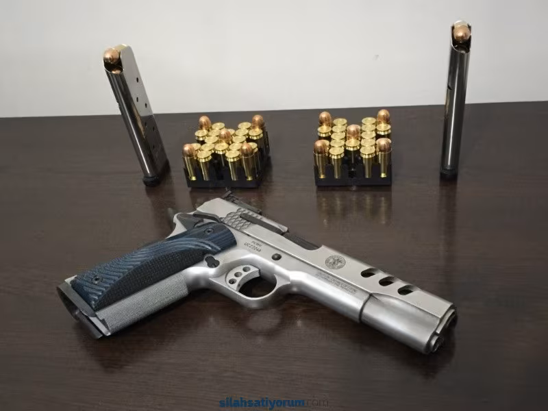 45 lik Smith Wesson 1911 Performance Center