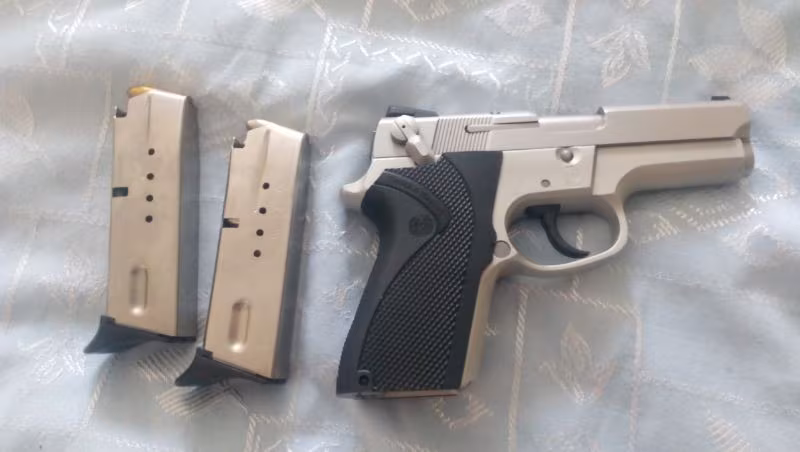 SMİTH WESSON 6906