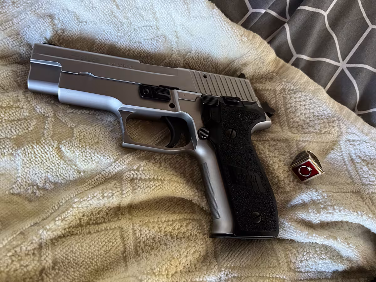 Sig Sauer P 226 NATO Sifir