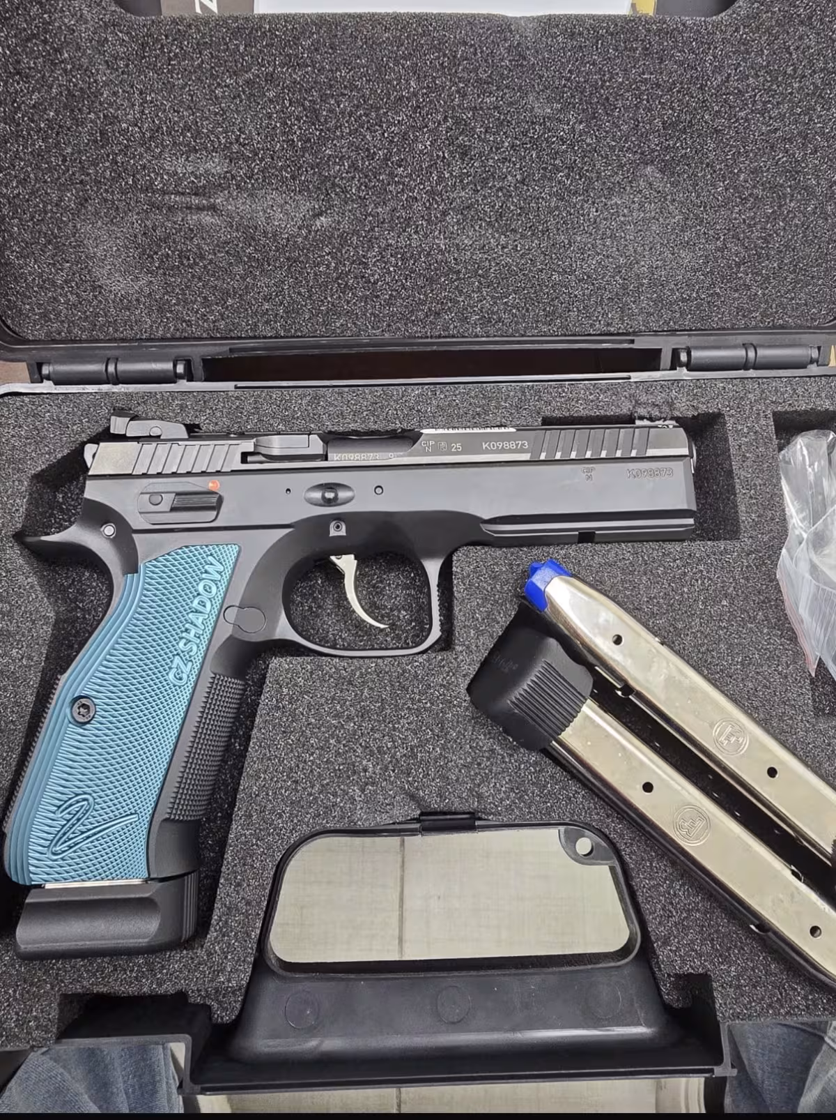 Kutusunda Sıfır / Hiç Atış Yapılmamış CZ Shadow 2 (9x19 mm)