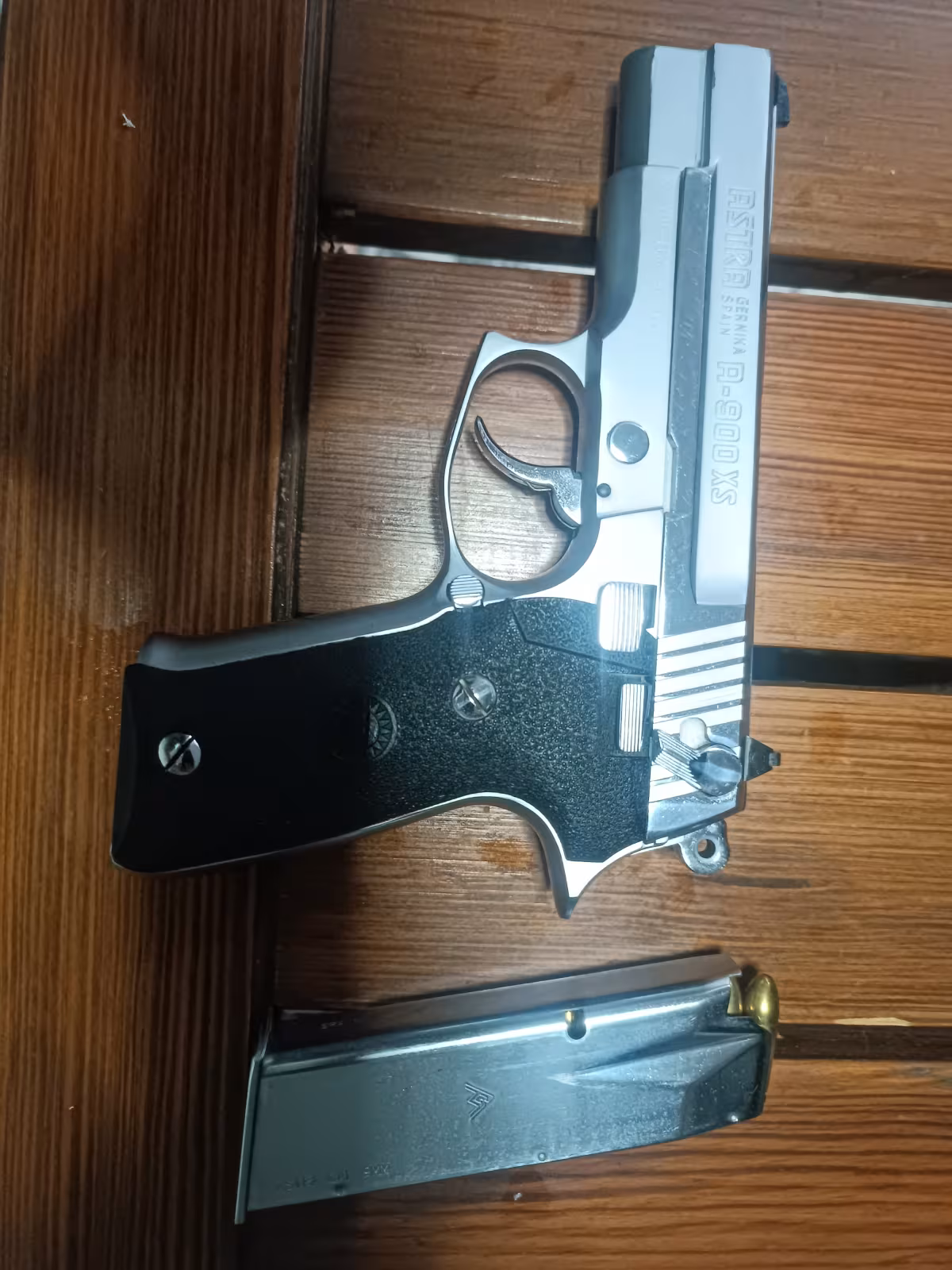 Emekli Askeri Personel den Astra A900 XS marka tabanca