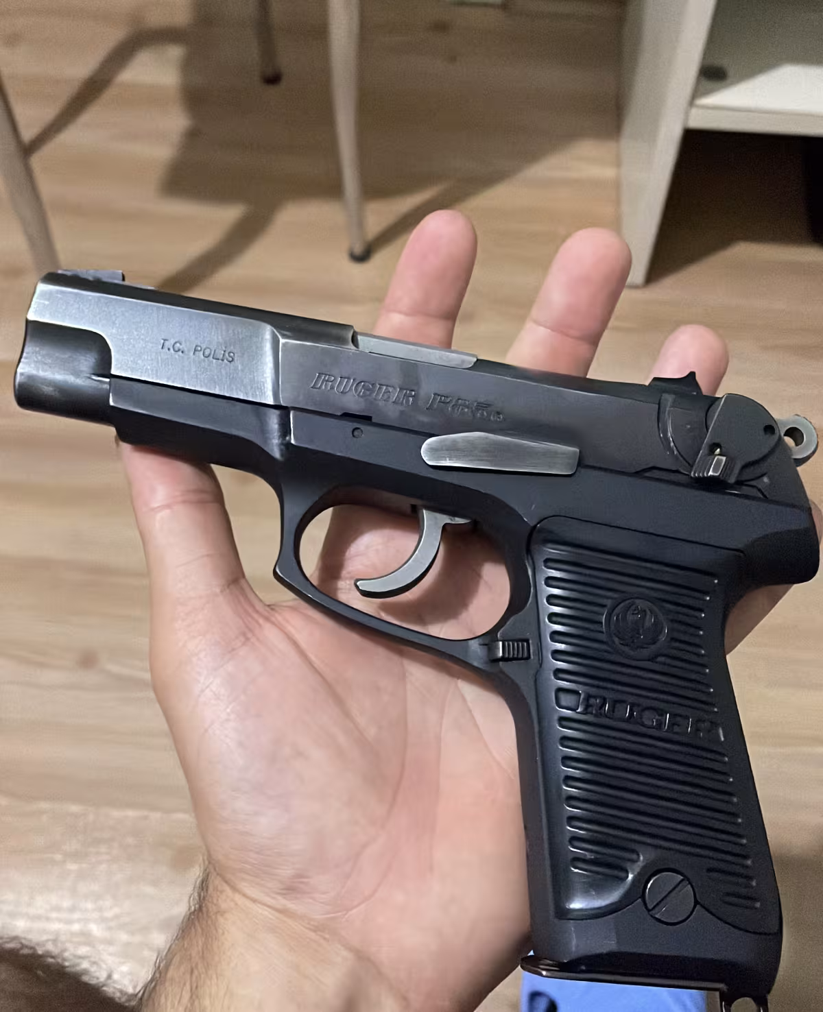 Ruger P85