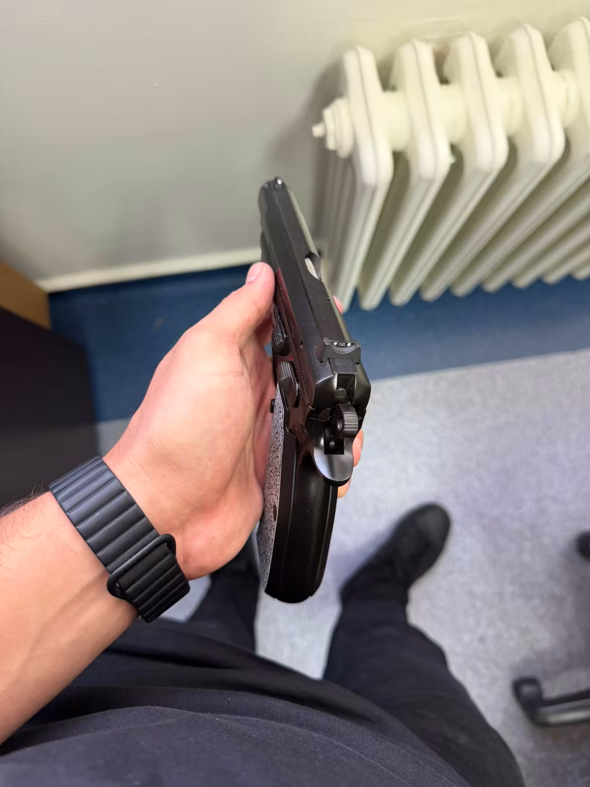 CZ 75 B büro personelinden