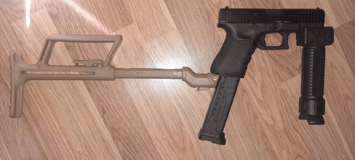 SIFIR GLOCK 19 GEN 5    DİPÇİK, LAZER, FENER, EKSTRA ŞARJÖRLER FULL KUTU