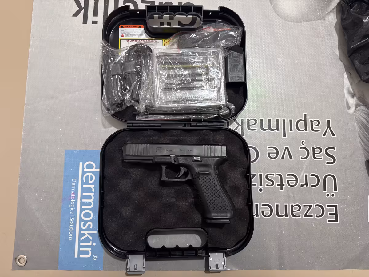Eczacıdan Sıfır Kutusunda Glock 17 Gen5