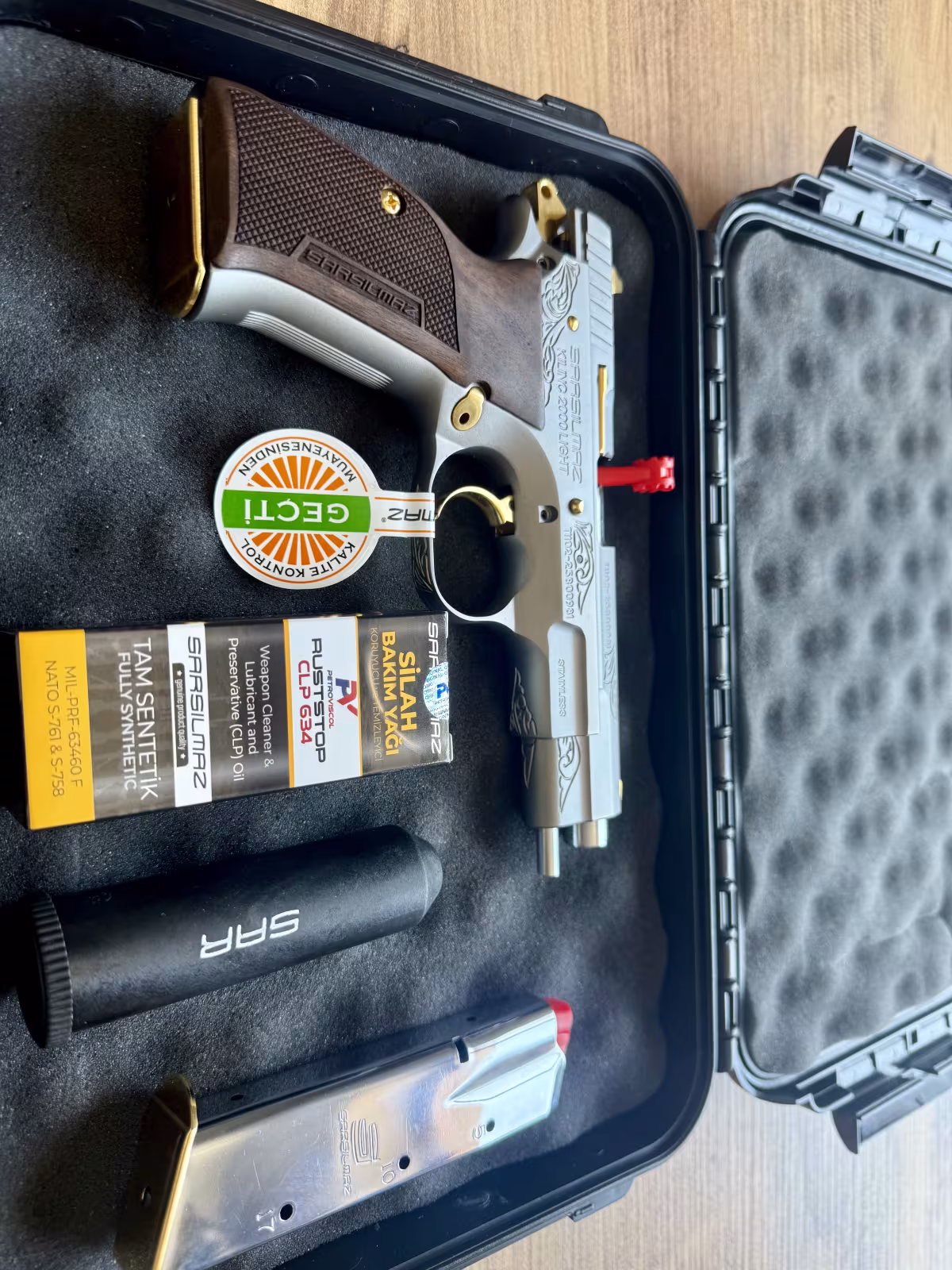 Sıfır Kullanılmamış Sarsılmaz Altın İşlemeli