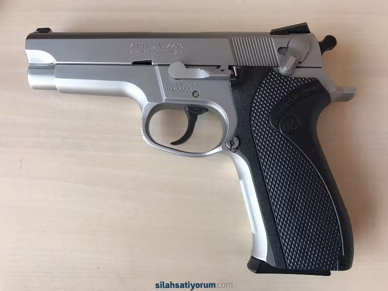 “SAHİBİNDEN“ÇOK TEMİZ SMİTH WESSON 5906