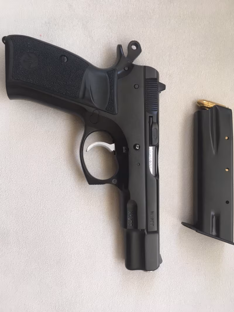 Orjinal Sıfır ayarında cz 75 A