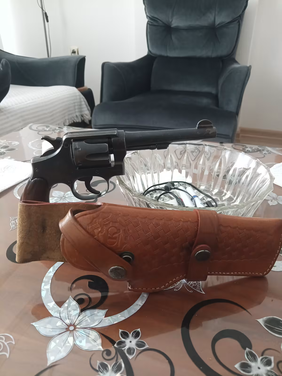 Satılık tabanca ruhsatlı