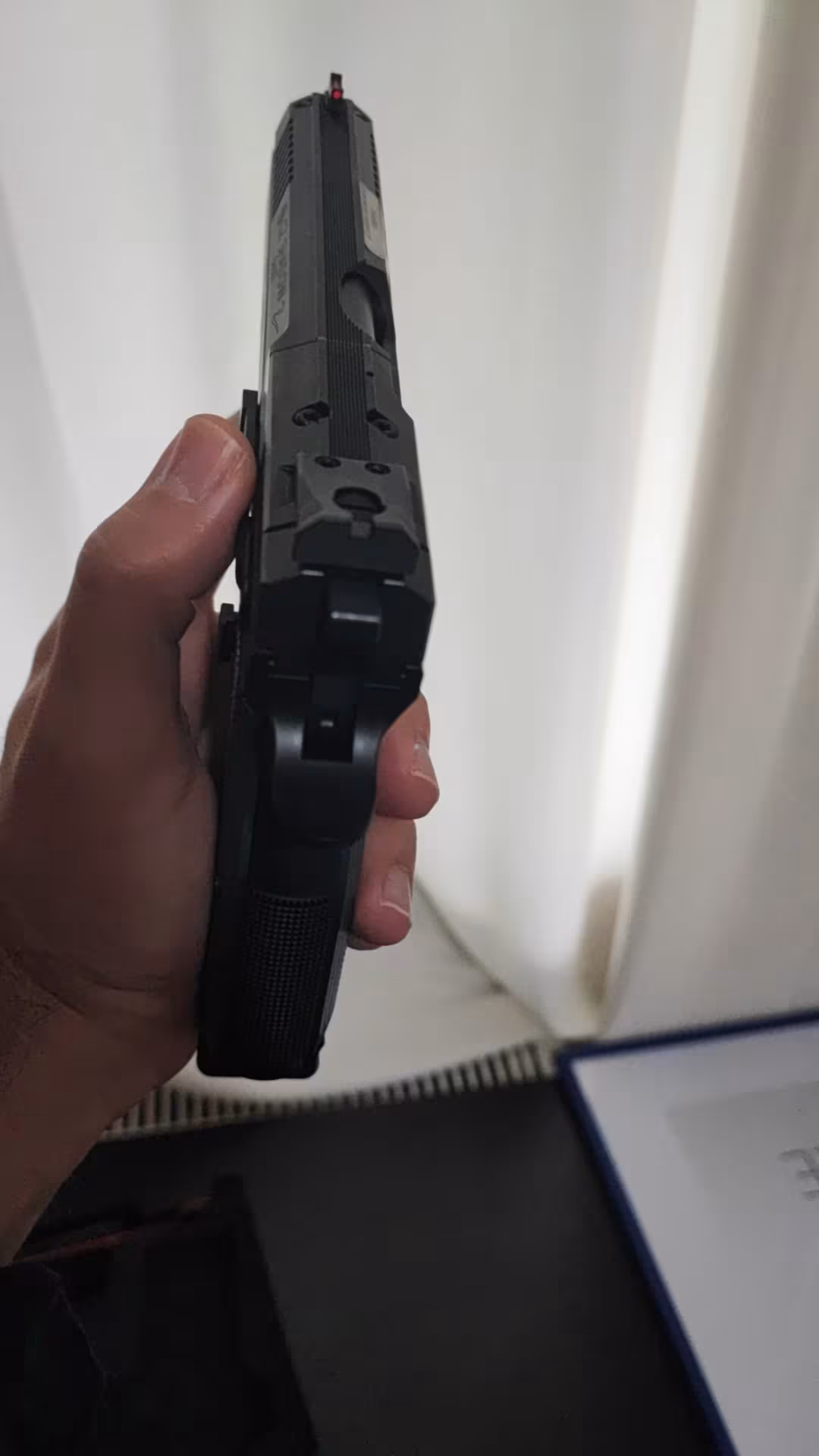 Kamu Görevlisinden CZ shadow2