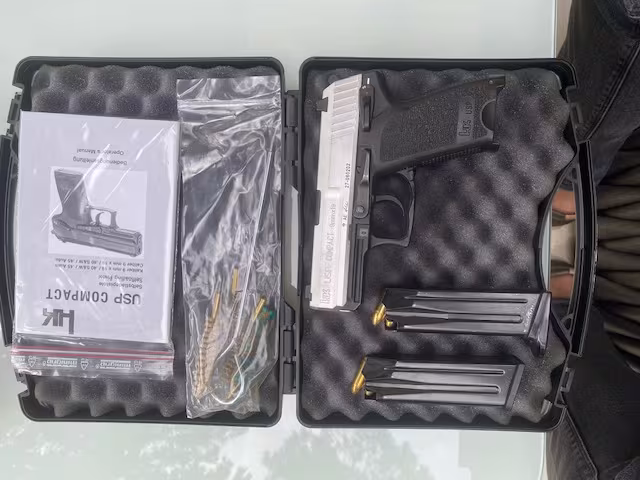 heckler &amp; koch usp compact 9mm 13+1