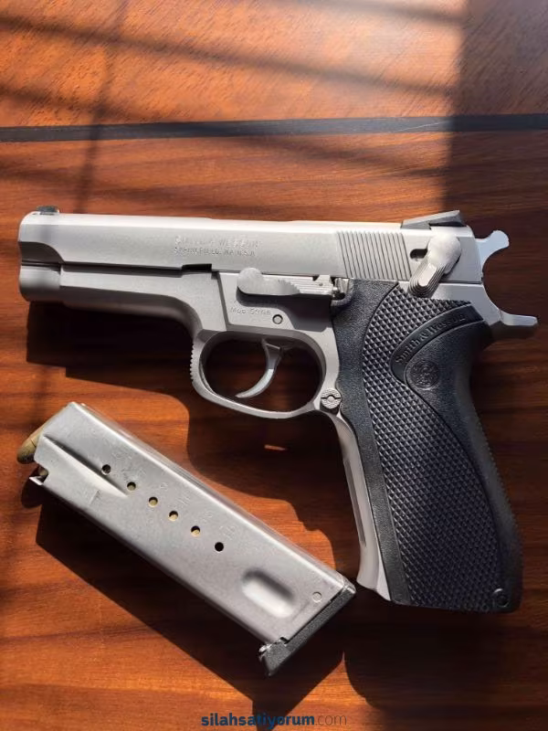 Avukattan smith wesson 5906 tertemiz