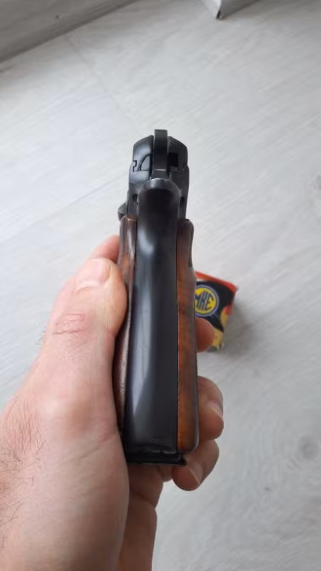 Acil satılık orjinal CZ 75 B