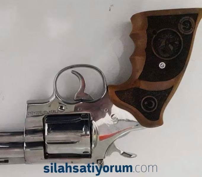 Polis memurundan 50 fişek hediyeli Az Kullanılmış Yerli Gümüşay