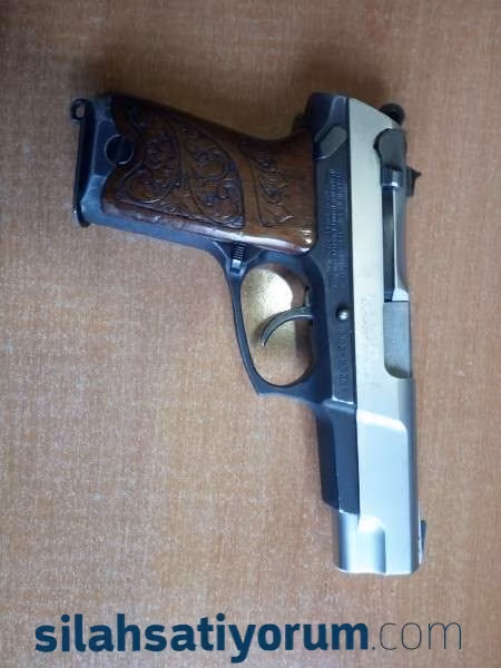 Ruger P85
