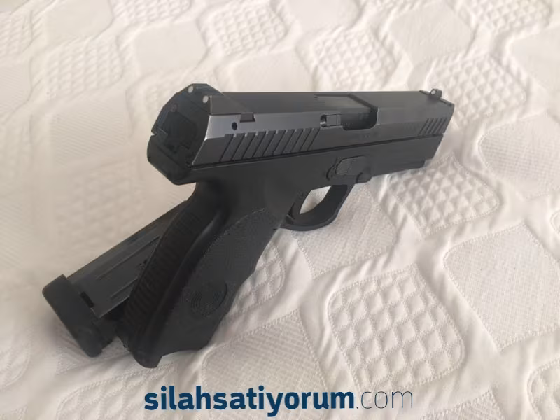 Steyr L9A1 17+1 8000